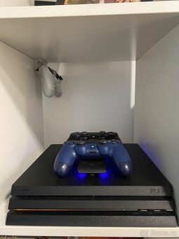 PlayStation 4 Pro 1TB + 3 ovladače + 7 her - 7