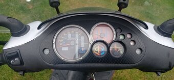 Piaggio nrg 50cm3 - 7