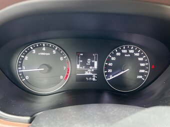 Prodám Hyundai i20, 1.2i 55kW, benzín, 2017, 72000 km - 7