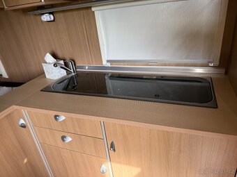 Karavan Bürstner Averso 465TS r.v. 2011 - 7