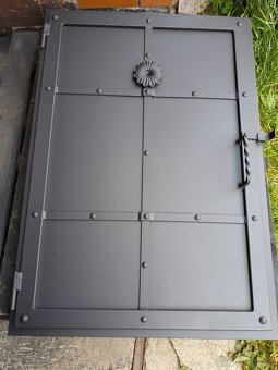 Set dvířek k udírně a topeništi - 7