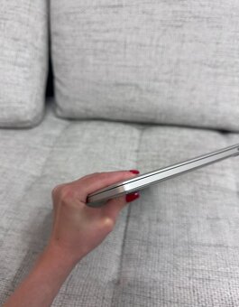 MacBook Pro 13¨ Retina Silver, i7, rok 2017, 16GB RAM, 1TB - 7