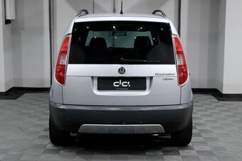 Škoda Roomster 1.4i 16V 63kW Scout 05/2010 103 000 km - 7