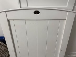Prodám dětskou bílou dřevěnou postýlku zn. Boori - 7