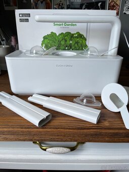 Click and Grow Smart Garden 3 chytrý květináč + 3ks kapslí - 7