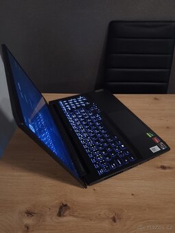HERNÍ NTB Lenovo - TOP STAV - 7