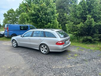 Mercedes-Benz E 240 - 7