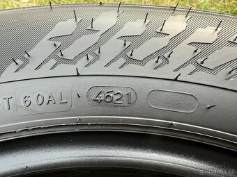 4x Zimní pneu Nokian Hakkapeliitta 9 - 215/60 R16 XL - 90% - 7