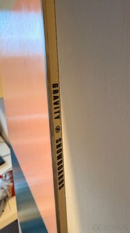 Snowboard Gravity Electra 156cm + vázání Gravity G2 - 7