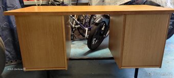 Kancelářský stůl - 7