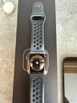 IPhone 14 Pro 256GB + Apple Watch Nike - 7