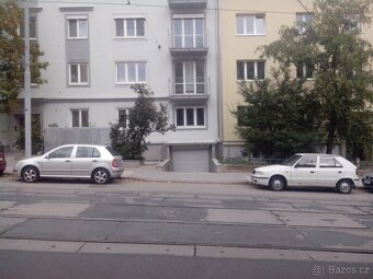 Garáž - 7