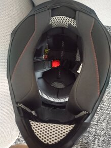 Na prodej 2x helma na motorku, čtyřkolku - 7