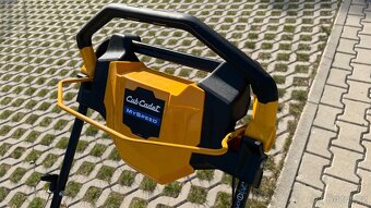 Prodám výkonnou benzínovou sekačku CubCadet - 7