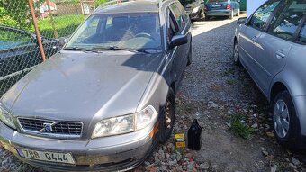 Volvo V40 1.9di 85kw pouze náhradní díly - 7