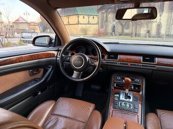 Audi A8 - 7