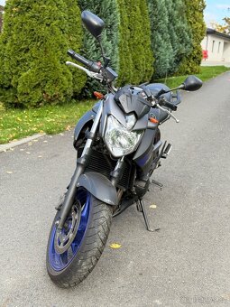 Yamaha XJ6 - 7