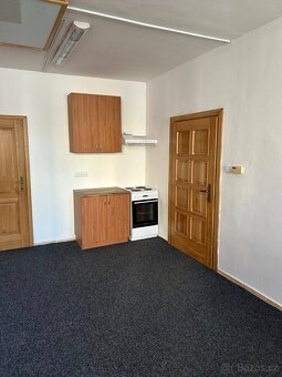 Nabízíme k pronájmu dva byty 2kk v Jemnici. - 7