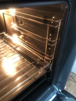 Vystavěna pečící trouba Siguro  BO-L35 - 7