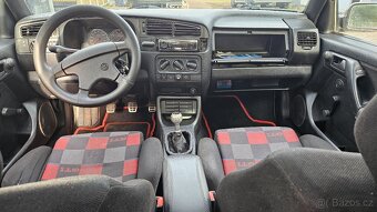 Vw golf 1.8.i GT - 7