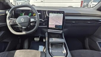 Renault Rafale, esprit Alpine hybrid ETech 200 - 7