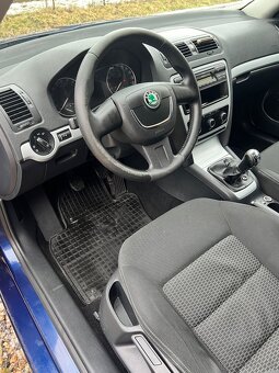 Škoda Octavia II - 7