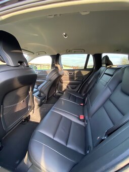 Volvo V60 D4 Geartronic, 140kW, kožený interiér - 7