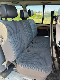 Toyota Hiace - 7