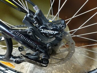 Horské kolo Specialized - 7