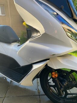 Prodám Honda PCX 125 , r.v. 2023 REZERVACE - 7