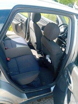 Ford focus - 7