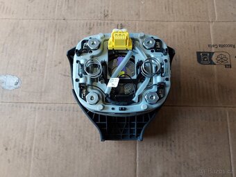volant s airbagem Golf 5 - 7