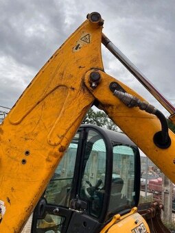 Pasovy minibagr JCB  8014 - 7