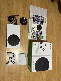 Prodám xbox séries s zánovní - 7