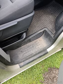 Rozprodám na díly T5 4x4 2.0 bitdi dsg - 7