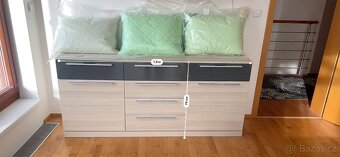 Šatní skříň - 7