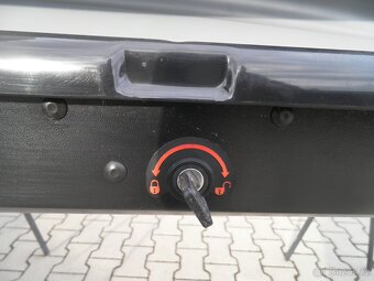 střešní box THULE - 7