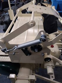 Zetor 25 A/ K - nůžkový mechanizmus sedačky - 7