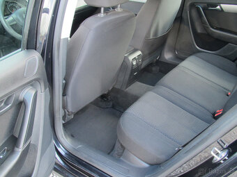 Volkswagen Passat B7 2.0 TDI - 7