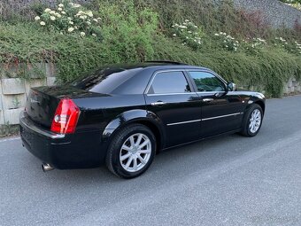 Chrysler 300C 3.0CRD limuzína Signature Series - 7