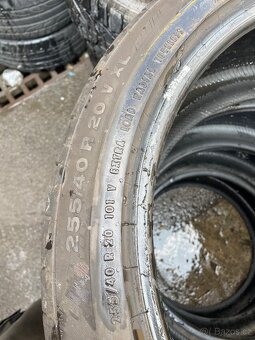 Letni pneu Continental 255/40/20 - 7