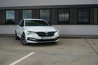 Škoda Superb 2.0 TSI Sportline 4x4 DSG - 7