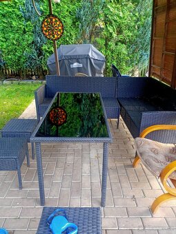 Zahrada s chatkou - 7