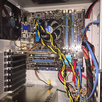 Počítač pro běžné domácí použití - 7