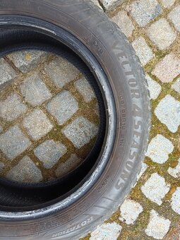Goodyear 205/55R16 - 7