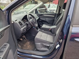 Volkswagen SHARAN 2,0TDI 103KW NAVI VÝHŘEV - 7