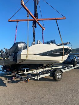 Motorova kajutova loď Baracuda 595 SD - 7