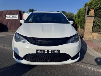 Chrysler Pacifica 3,6 S Sunroof Navi DVD LPG Limited 2019 - 7