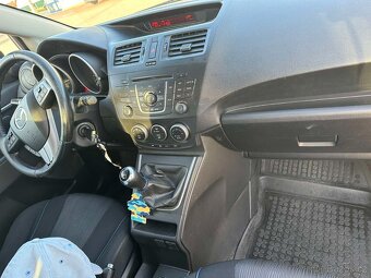 Mazda 5. 1,6 nafta. 7 mistna - 7