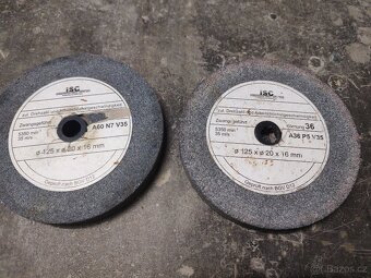 Dvoukotoučová stolní bruska - 7